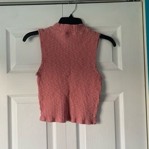 Pink sleeveless top. H&M